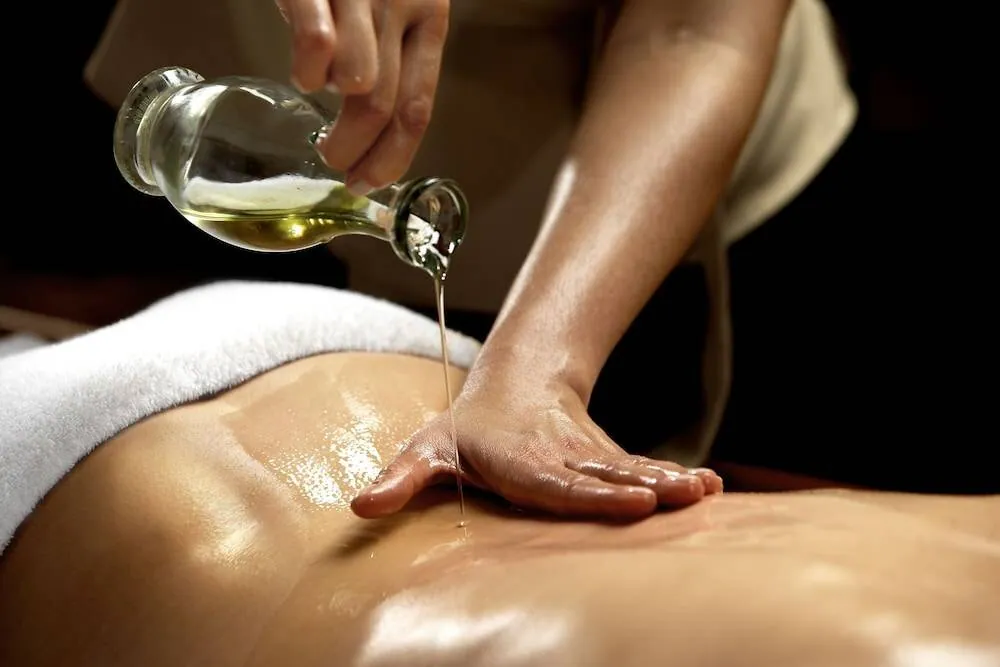 How to perform a lingam massage step by step